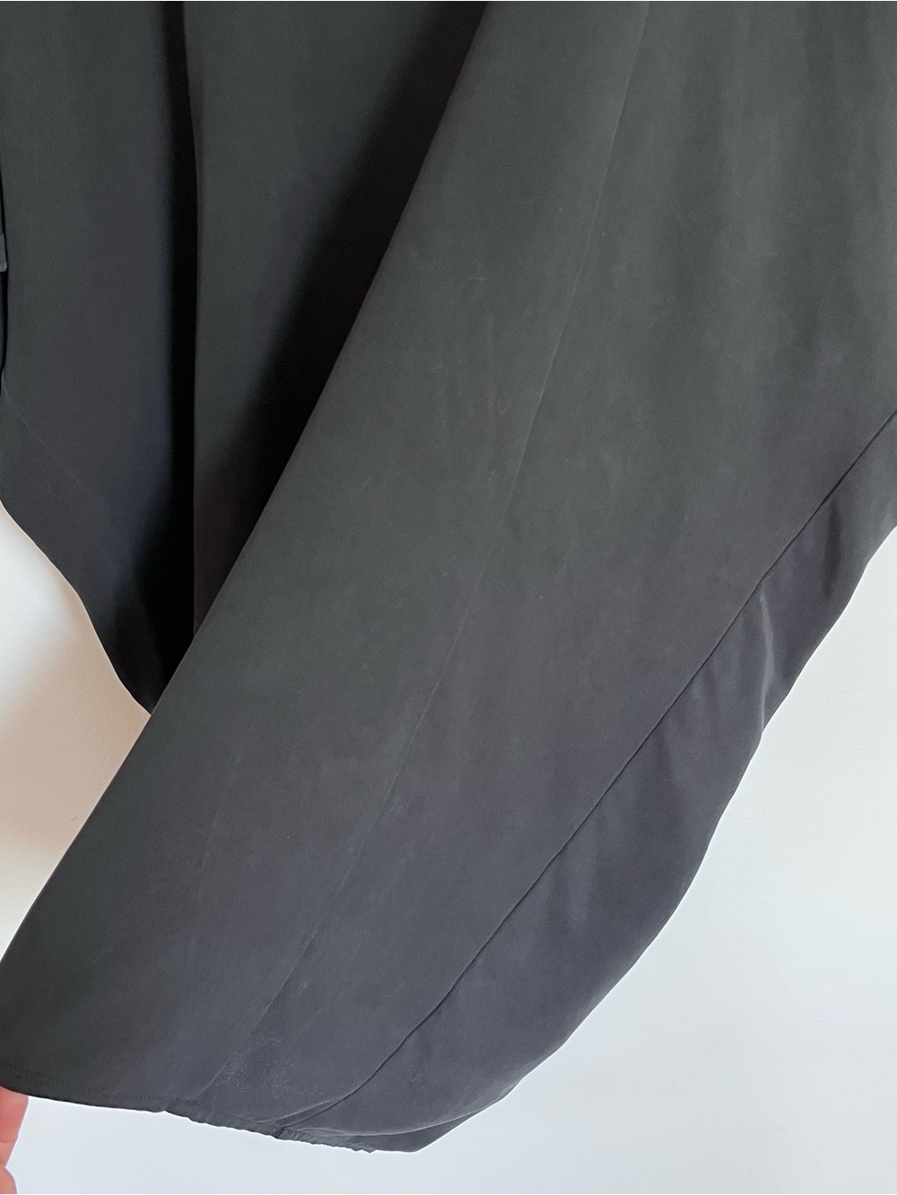Babaton Aritzia 100% silk drapey batwing dress - Picture 6 of 10